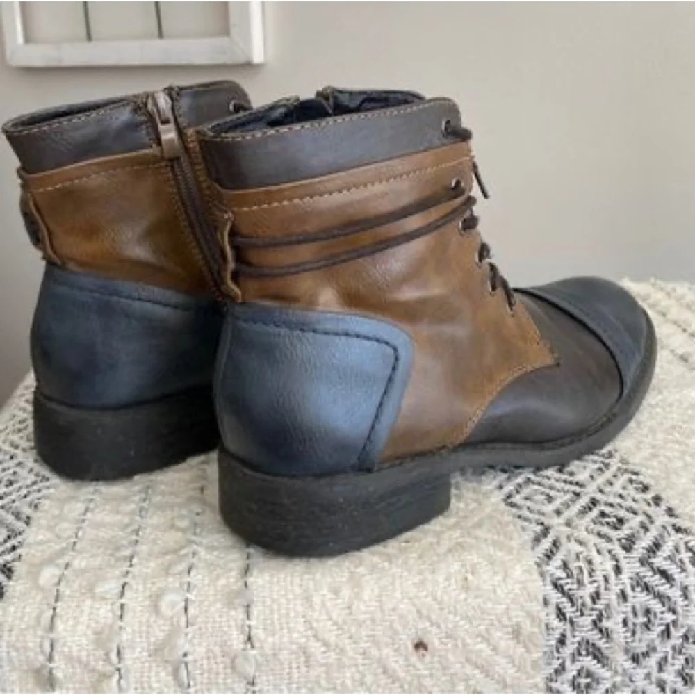 REIKER Lace-Up / Medial Zipper Boots ~ Booties Size. 39 / 8